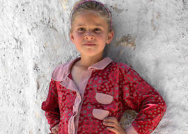 
Hommage à l'hospitalité syrienne. Portrait d'enfant (Syrie du Sud)
