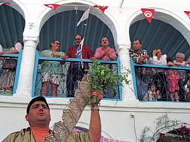 
Itinéraires de Belleville à Djerba de femmes juives tunisiennes vivant en France. Photographie e...