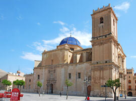 
Les carrières de El Ferriol et l'atelier de sculpture d'Elche (Alicante). Eglise Santa Maria de ...