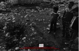 Film n°22. Iraq al-Amir, localisation des cornières du quadrillage, avril 1982 (négatifs n°21 à 37)